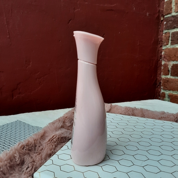 EOS Berry Blossom Body Lotion with Shea Butter Rare Discontinued - Picture 7 of 11